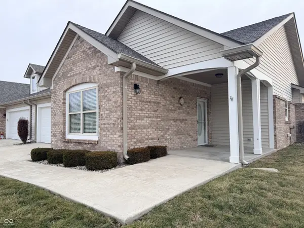 1202 Eastfield DR, Crawfordsville, IN 47933