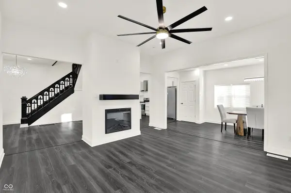 715 S Anderson ST, Elwood, IN 46036
