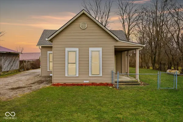 2407 W Flat Rock RD, Flat Rock, IN 47234