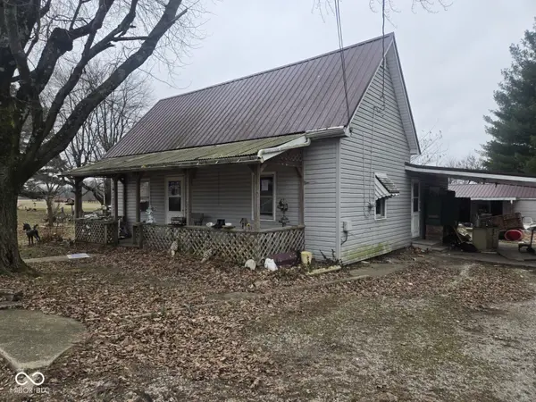 903 S Sallust ST, Jasonville, IN 47438