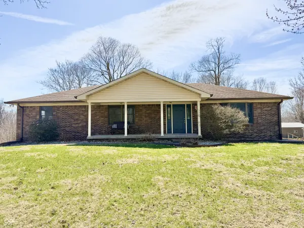 7291 E Spring Lake RD, Mooresville, IN 46158