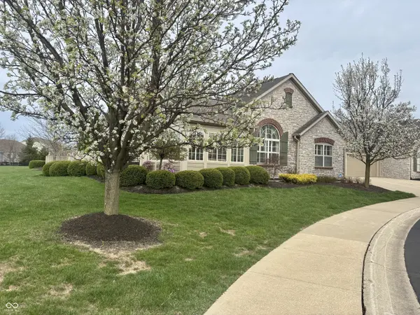 13832 Rue Fontaine LN, Mccordsville, IN 46055