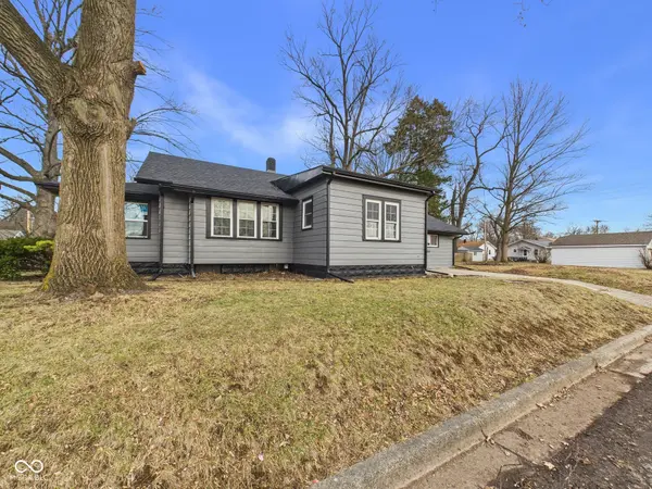 422 S Hutchinson AVE, Muncie, IN 47303