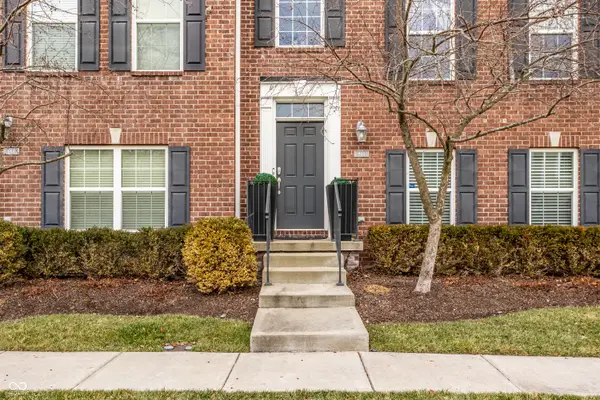 960 Orlando ST, Carmel, IN 46032
