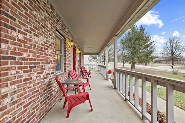 520 Denny DR, Mooresville, IN 46158