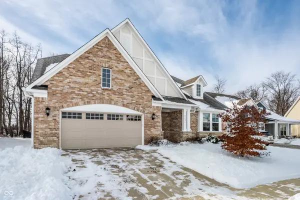 9591 Summerton DR, Fishers, IN 46037