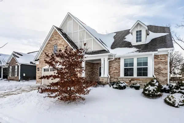 9591 Summerton DR, Fishers, IN 46037