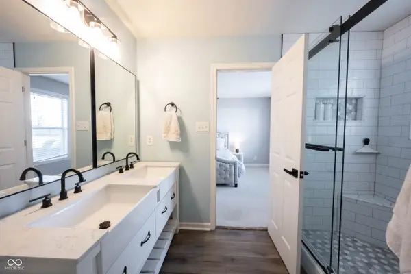 11689 Silver Meadow CT, Fishers, IN 46037