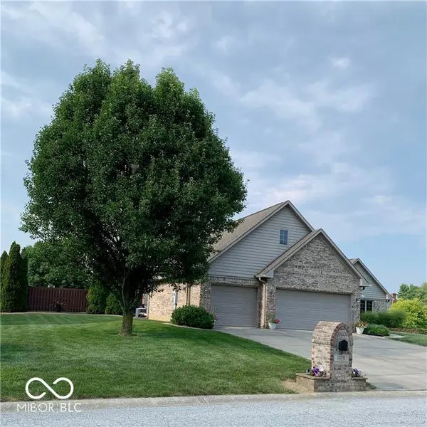 1148 Waterford DR, Avon, IN 46123