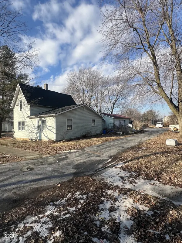103 E 2nd ST, Converse, IN 46919