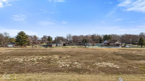 2687 S Kings WAY,  New Palestine,  IN 46163
