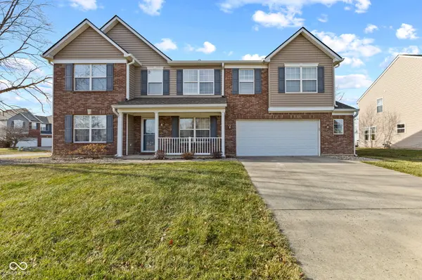2198 S Moeller CIR, New Palestine, IN 46163