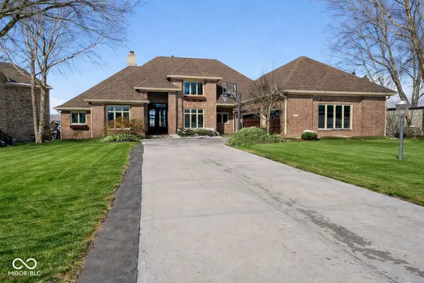10219 Springstone RD, Fishers, IN 46055