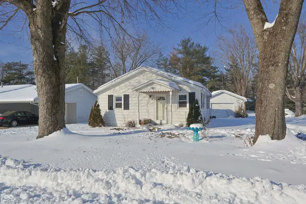 4986 Adkins ST, Columbus, IN 47201