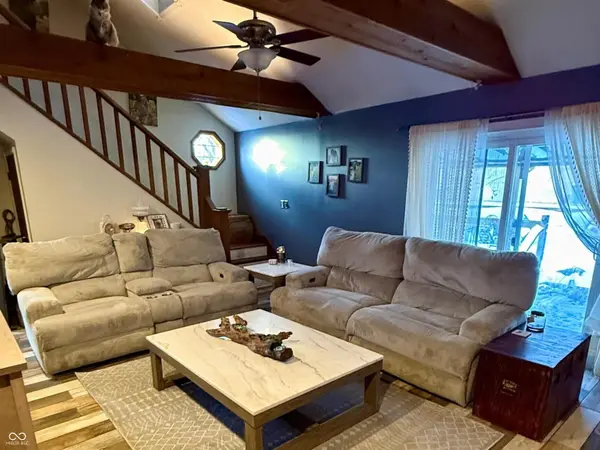 7267 N Christopher LN, Fairland, IN 46126