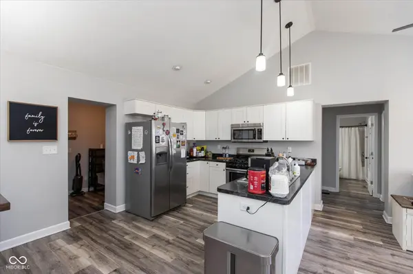 12911 N Paddock RD, Camby, IN 46113