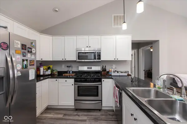 12911 N Paddock RD, Camby, IN 46113