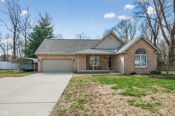 916 Poplar Cove CT, Brownstown, IN 47220