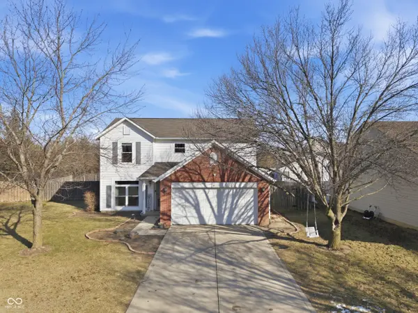 9926 Suncoral CIR, Fishers, IN 46038
