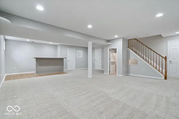 5748 Marsh Glen CT, Carmel, IN 46033