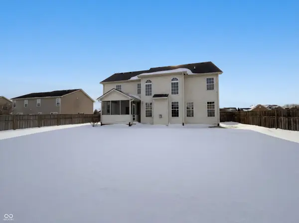 2131 Foxglove DR, Plainfield, IN 46168
