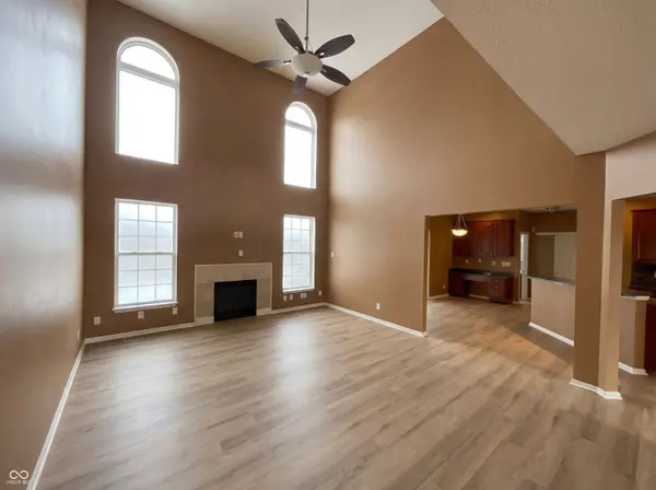 2131 Foxglove DR, Plainfield, IN 46168