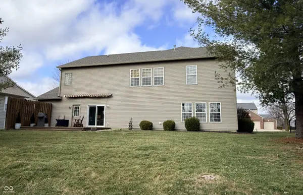 6883 Roundrock CT, Avon, IN 46123