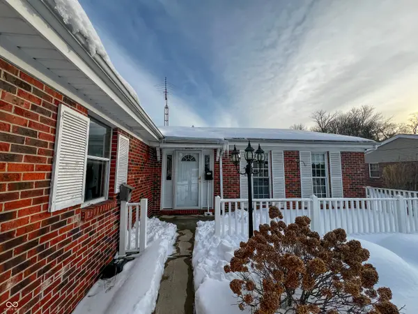 585 Cedar LN, Batesville, IN 47006