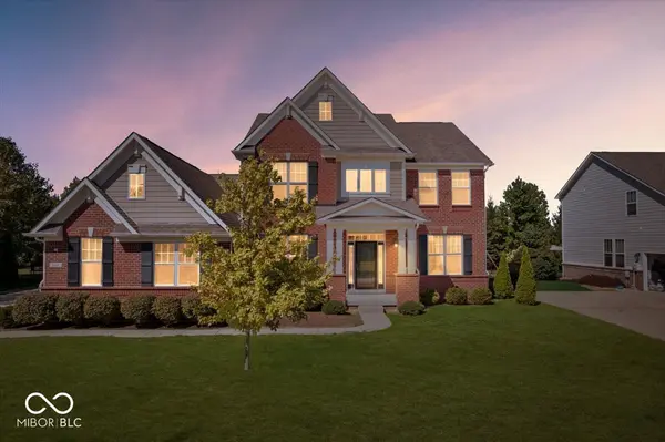 6406 Concord DR, Zionsville, IN 46077