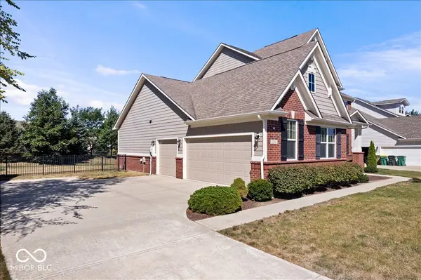 6406 Concord DR, Zionsville, IN 46077