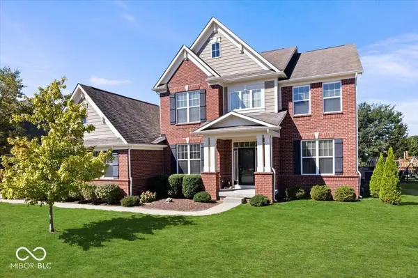 6406 Concord DR,  Zionsville,  IN 46077