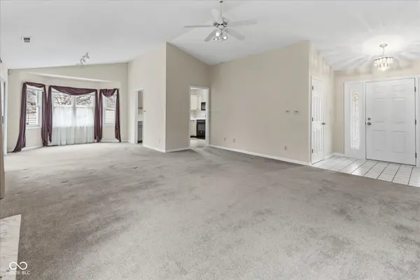 11288 Ashley PL, Fishers, IN 46038