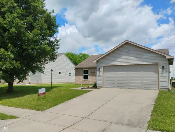 9714 Treyburn Lakes DR, Indianapolis, IN 46239