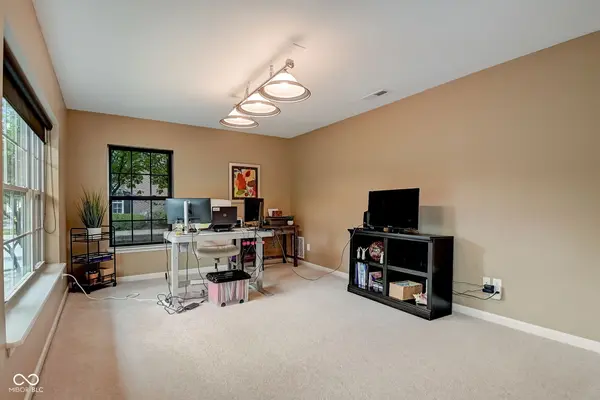 994 2nd AVE NW, Carmel, IN 46032