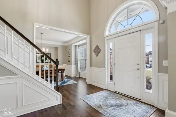 12476 Talon Crest DR, Fishers, IN 46037