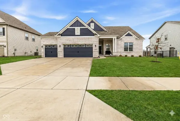 4277 Ironclad DR, Bargersville, IN 46106
