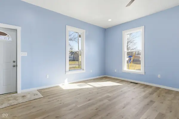 523 Summit AVE, Connersville, IN 47331