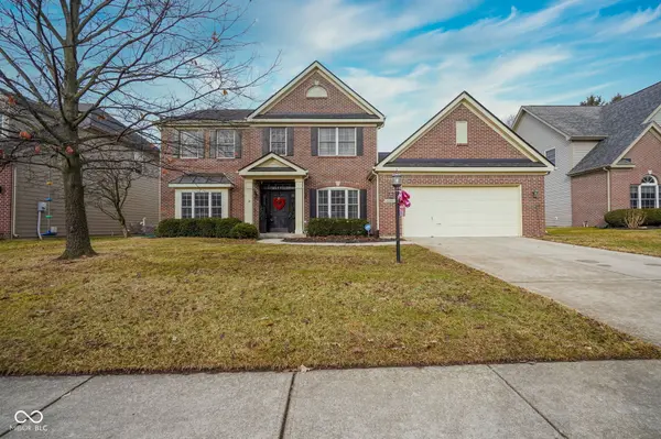 12140 Cobblestone DR, Fishers, IN 46037