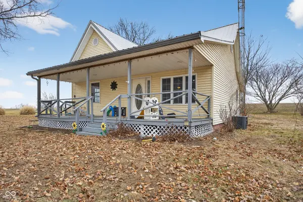6783 S State Road 59, Sandborn, IN 47578