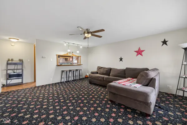 6783 S State Road 59, Sandborn, IN 47578
