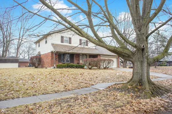 8006 Vineyard DR, Indianapolis, IN 46260