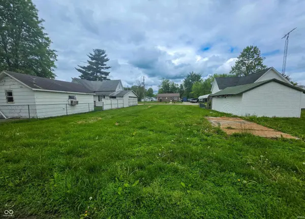 409 NW J ST, Linton, IN 47441