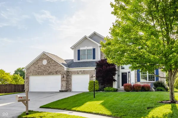 8324 Barstow DR, Fishers, IN 46038