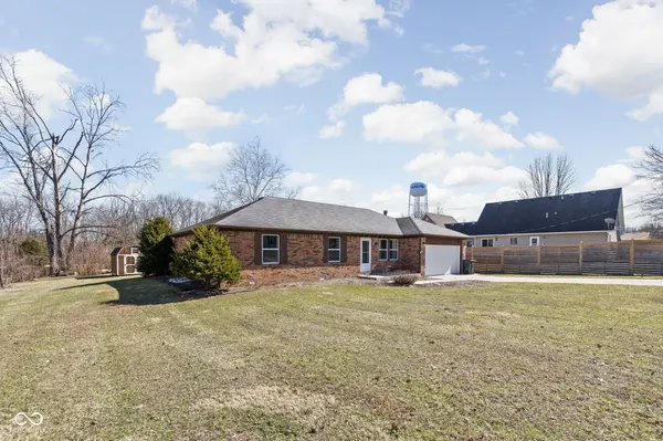 297 Fields AVE, Mooresville, IN 46158