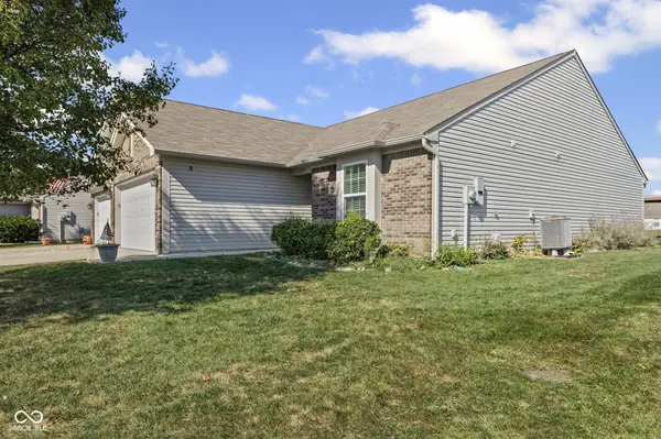 6520 Emerald Ridge CT, Indianapolis, IN 46221