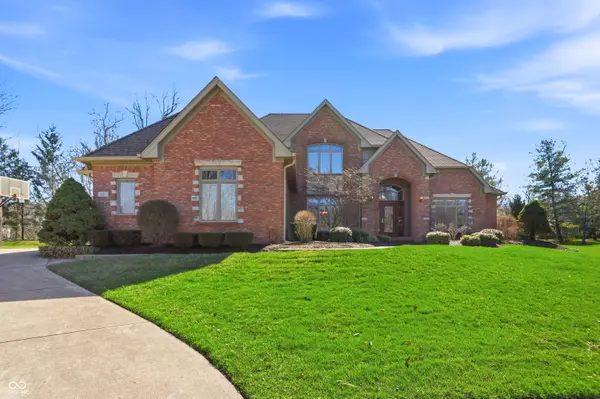 3613 Eaglet CT, Greenwood, IN 46143