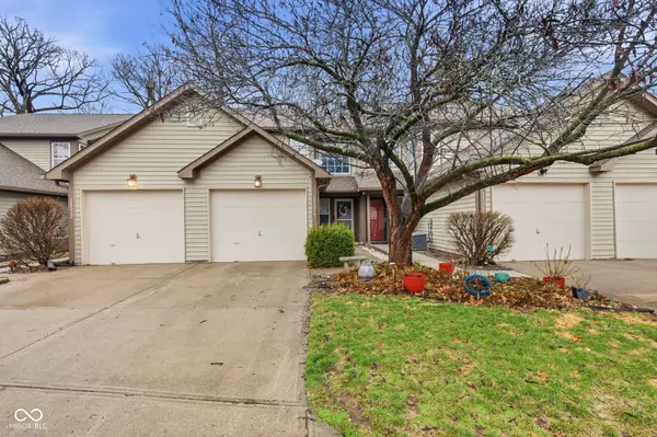 11524 Hidden Bay, Indianapolis, IN 46236