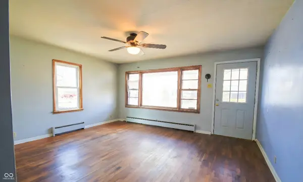 605 W 10th ST, Jonesboro, IN 46938