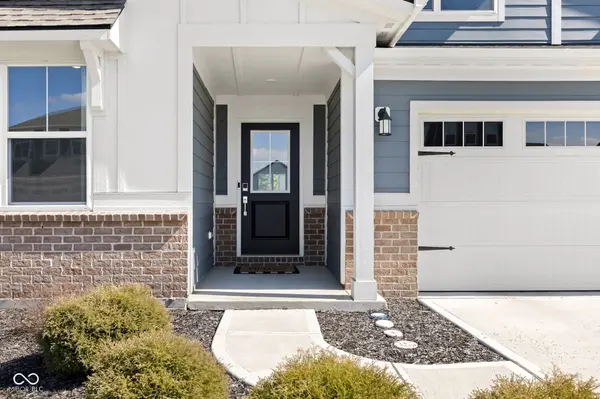 1355 Inverness DR, Avon, IN 46123