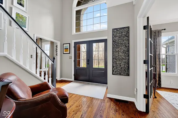 9767 Fortune DR, Fishers, IN 46037